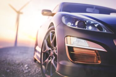 自動車の部品「LSD」とは？仕組みや効果を解説